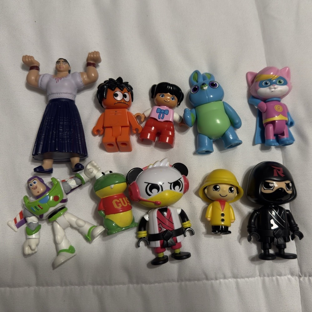 Ryan's world, figurines, and a few miscellaneous figurines